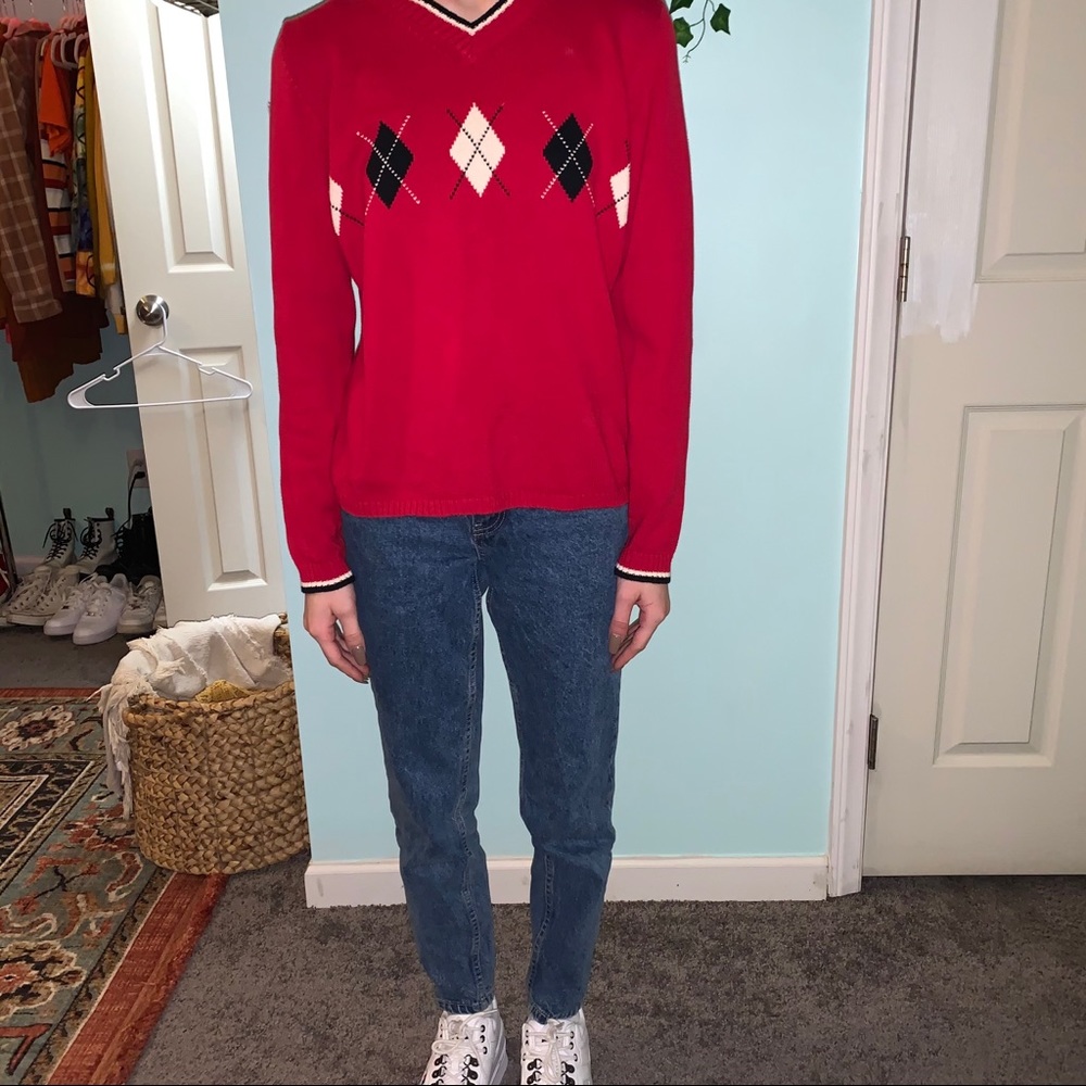 Red argyle sweater! - Picture 3 of 3
